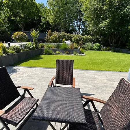 Moderne 1-Zimmer-Gaestewohnung Im Neubau Mit Schoenem Garten Pronstorf