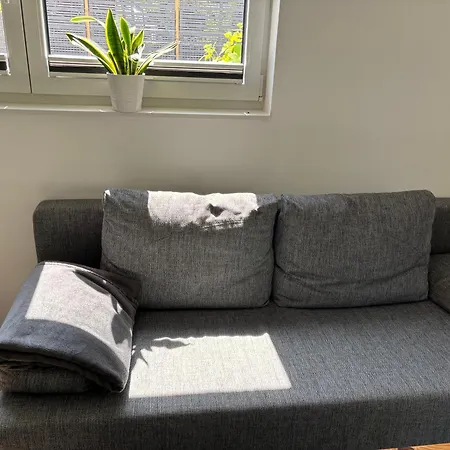 Moderne 1-Zimmer-Gaestewohnung Im Neubau Mit Schoenem Garten منزل للإقامة *