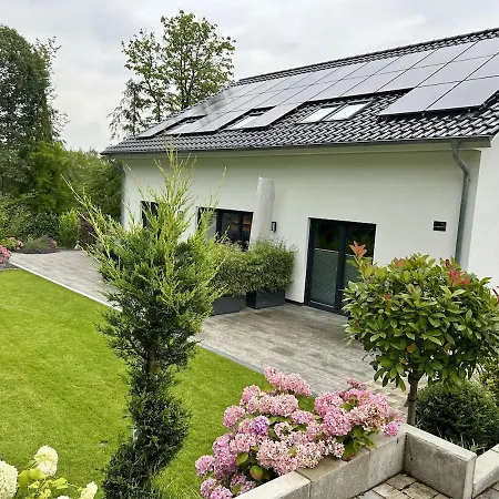 منزل للإقامة Moderne 1-Zimmer-Gaestewohnung Im Neubau Mit Schoenem Garten Pronstorf